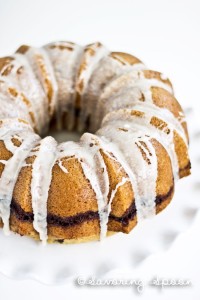 cinnamon swirl bundt cake